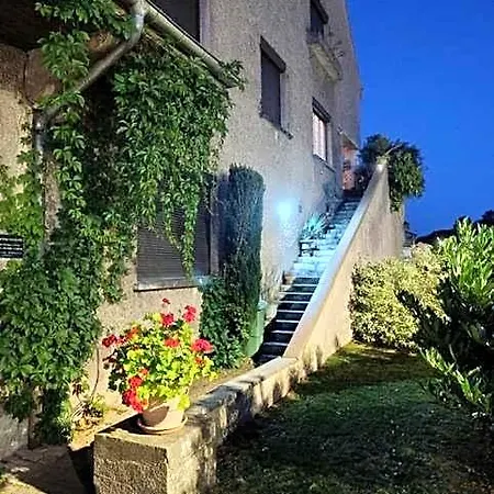 Bed and breakfast Vero 4*